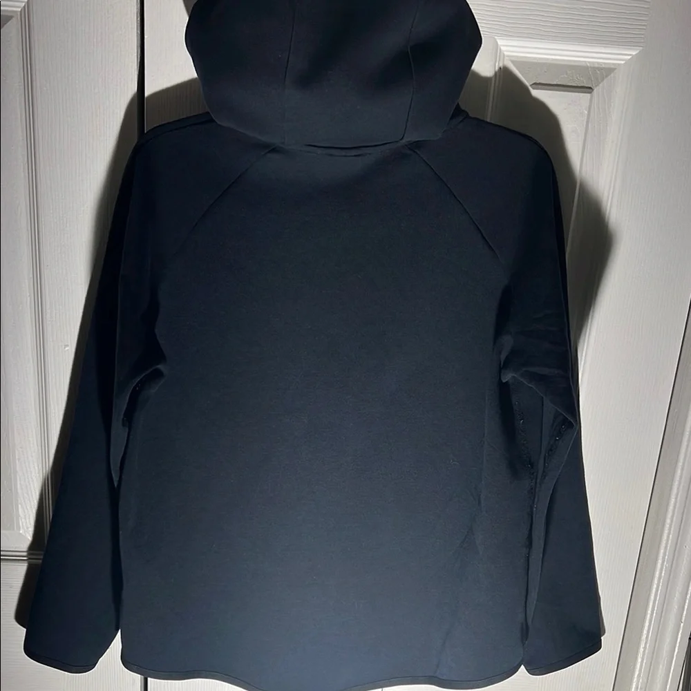 Nike Women's Black Windbreaker with White Accents - Picture 3 of 4